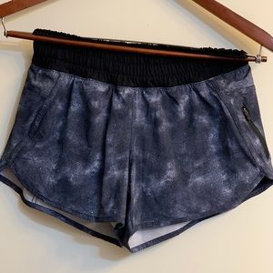 Lululemon Tracker Short 2.5” - NWOT